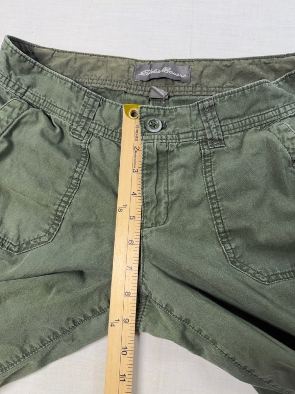 Eddie Bauer: Adjustable Length Shorts, Army Green 100% Cotton, Women’s Size: 2 - Picture 8 of 9